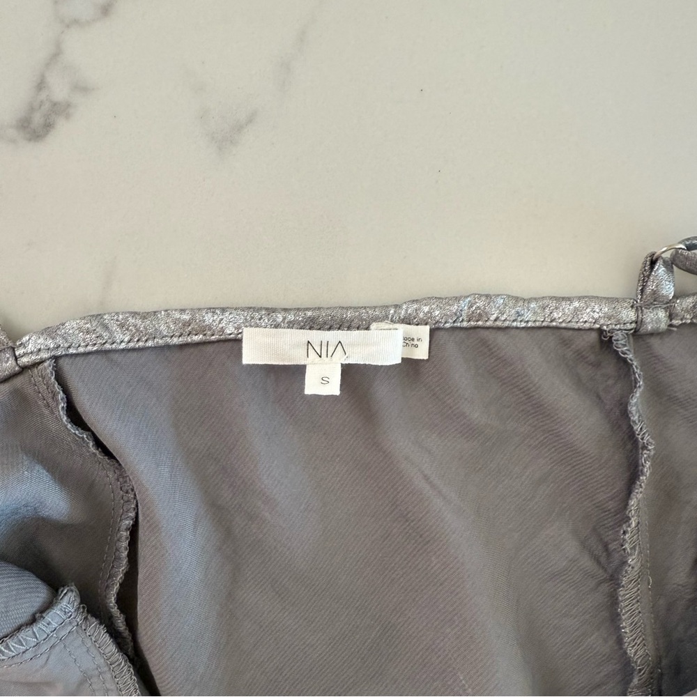 NIA Moss Metallic Cami Top - Chrome - Size Small - Picture 5 of 7